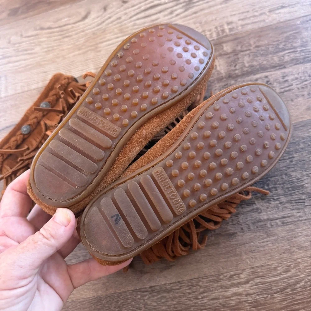 Minnetonka tall Kids' Brown Fringe Boots 2